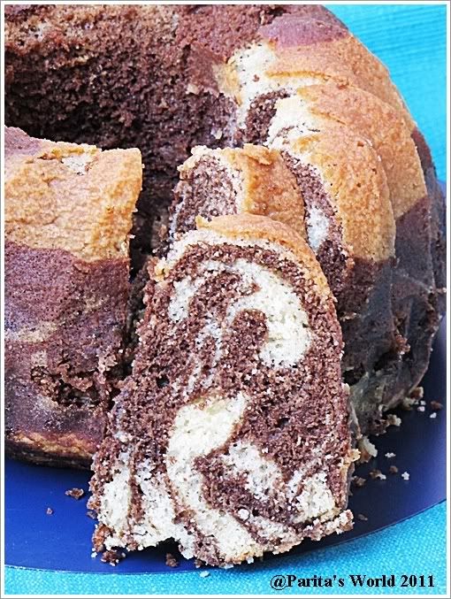 Chocolate Vanilla Marble Cake