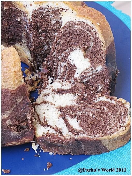 Chocolate Vanilla Marble Cake,Marble Cake,Tea Time Marble Cake,chocolate marble cake,vanilla marble cake,coffee cake