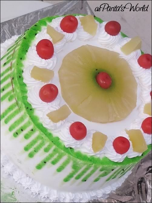 Pineapple Kiwi Fresh Cream Cake