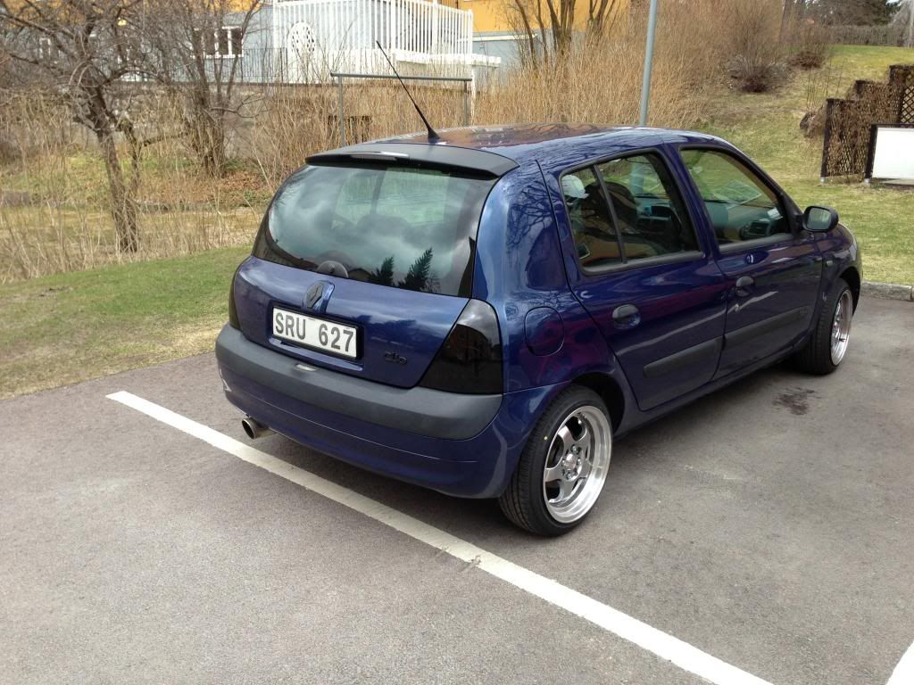 http://i963.photobucket.com/albums/ae116/kevinspeedfight/IMG_0354.jpg